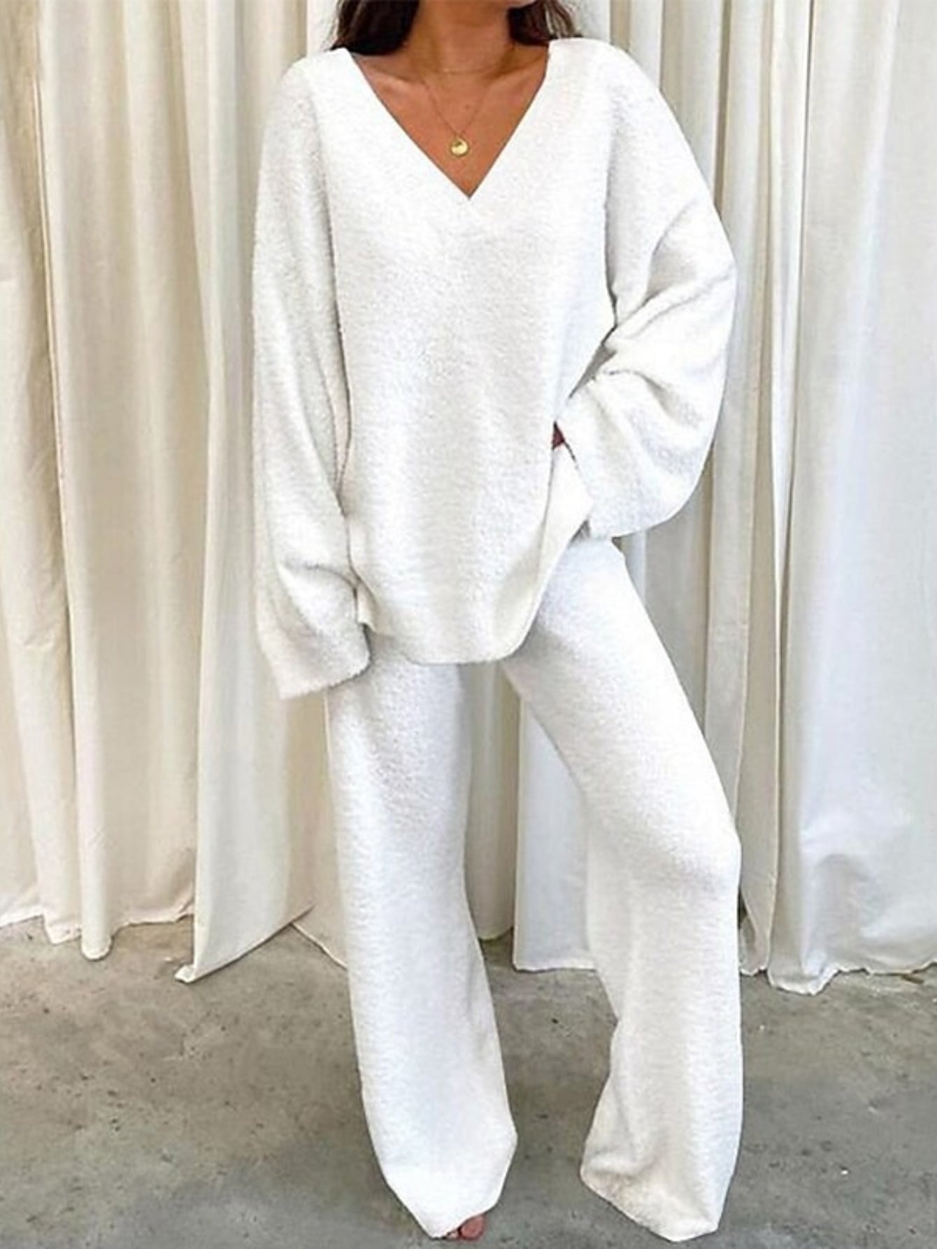 Women'S Winter Two-Piece Set - Soft V-Neck Long Sleeve Top & Wide-Leg Pants, Cozy Solid Color Lounge Wear, All-Season Comfort, Relaxed Fit Casual Home Outfit, Ladies Pajamas, Comfortable Loungewear, Minimalist Design, Durable Loungewear, Comfortable