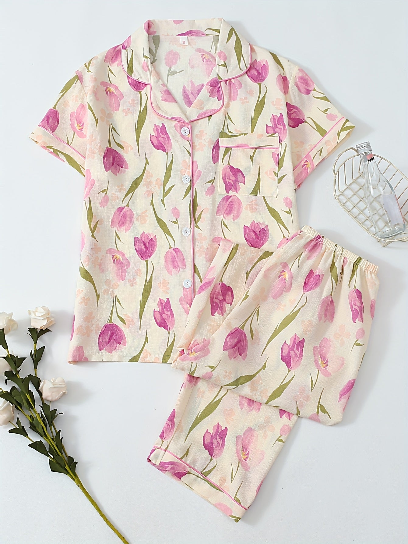 [Women's Red Tulip Pajama Set] Two-Piece Women's Red Tulip Flower Print Pajama Set, Short Sleeve Button- Shirt and Bow Tie Pants for Spring Summer Autumn Casual Loungewear