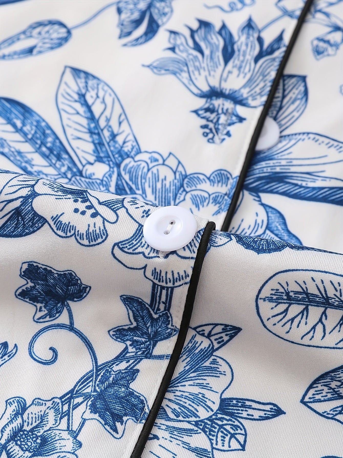 Three Piece Women'S Elegant Polyester Pajama Set, Fabric, Comfortable For All Seasons, Short Sleeved Button Top, Matching Shorts And Pants, With Full Body Printing And Pocket Details, Suitable For Adult Pajama Set