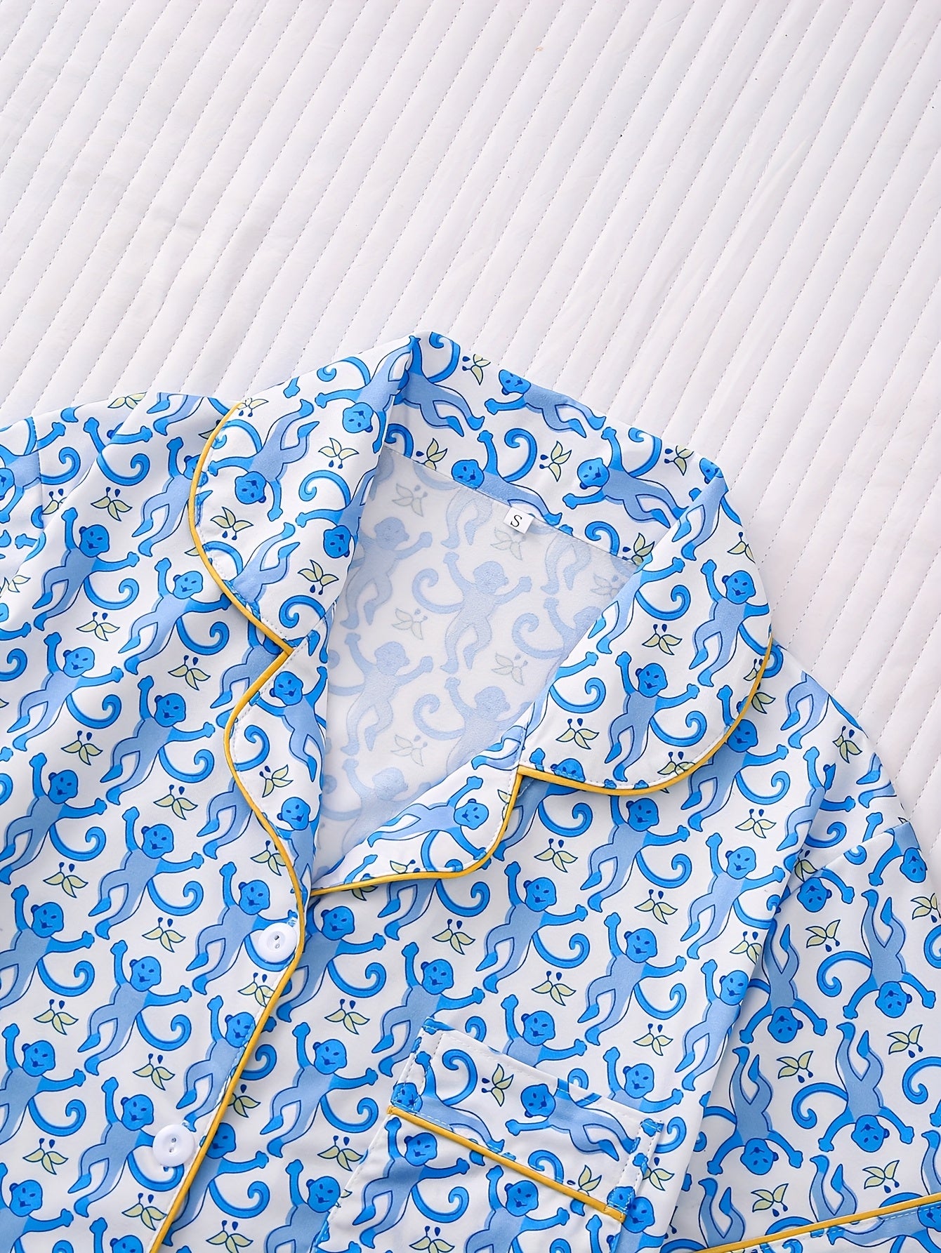 Three Sets Of Women'S Pajamas Set, Women'S Pajamas Set Combination, Knitted Fabric, Short Sleeved Button Top And Matching Pants, Full Body Print, Collar And Pocket Details, Suitable For ' Adult Pajamas Set