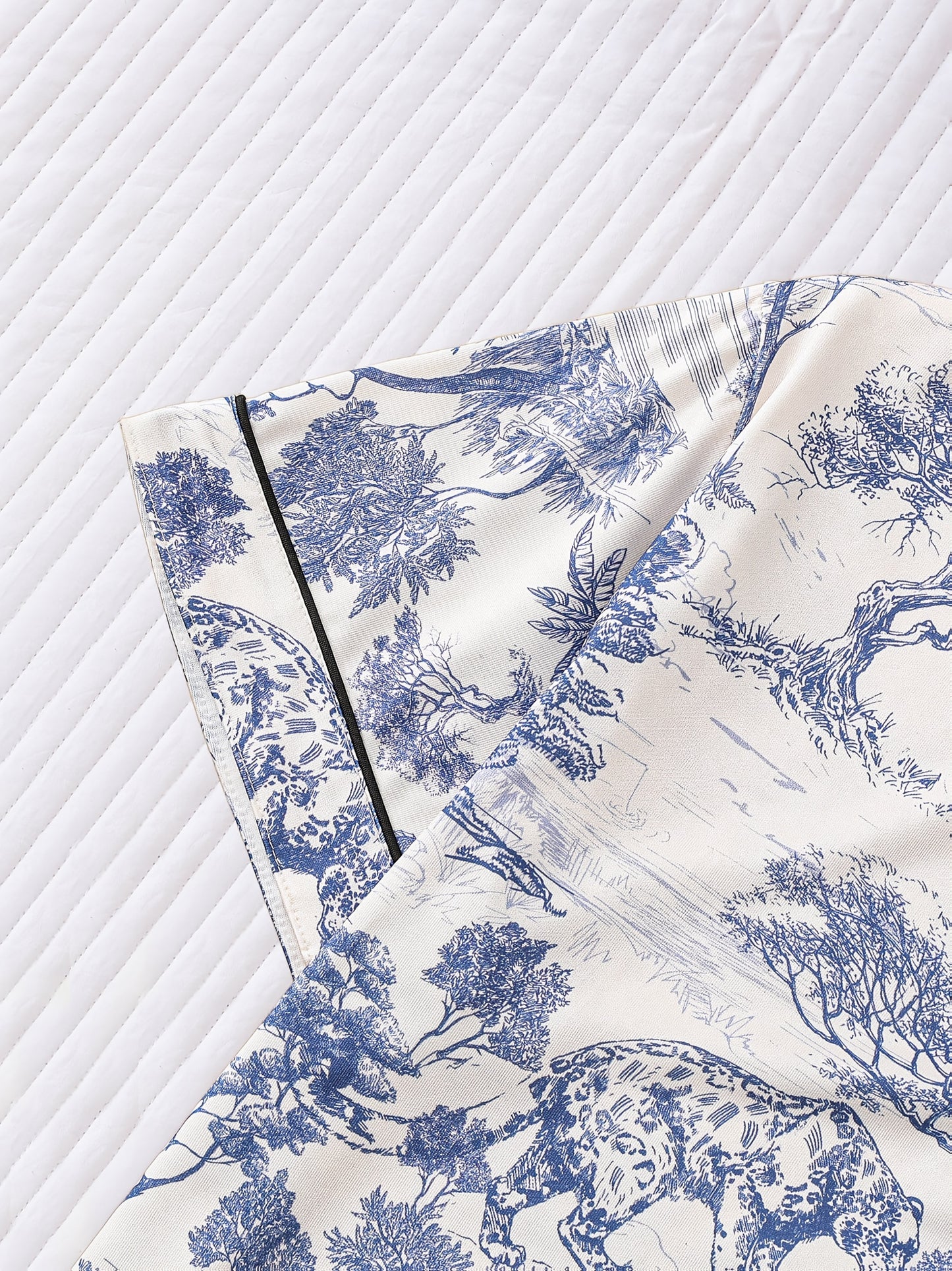 Elegant Women's Sleepwear Set In Two Pieces, Featuring Full Body Printed Patterns, Knitted Fabric, Long Sleeved Button Up Top, Paired with Long Pants for Comfortable Wearing, Collar And Pocket Details, Suitable for Women's Adult Sleepwear Set